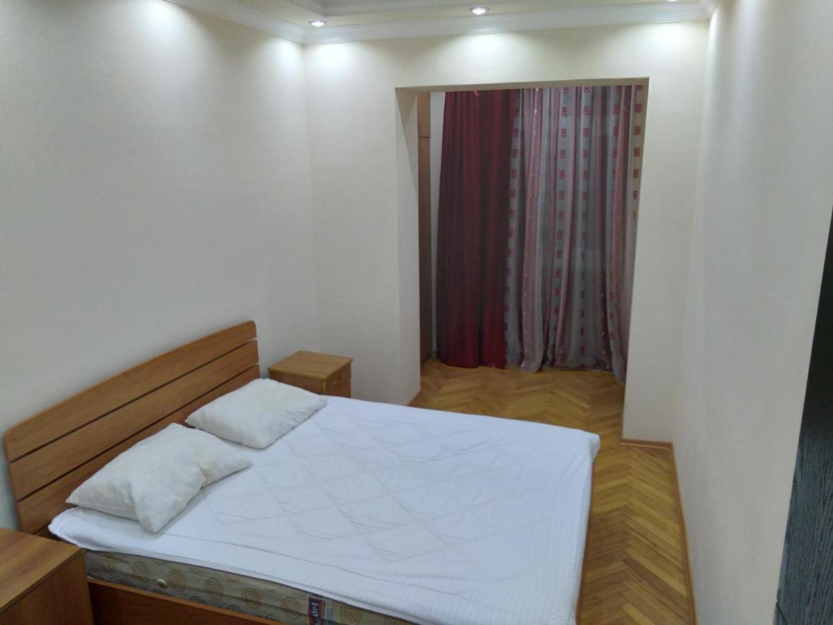 Apartment Melashvili 4 Batumi Exteriör bild