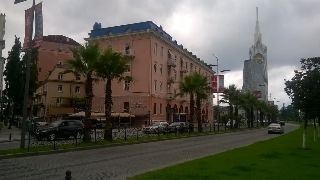 Apartment Melashvili 4 Batumi Exteriör bild