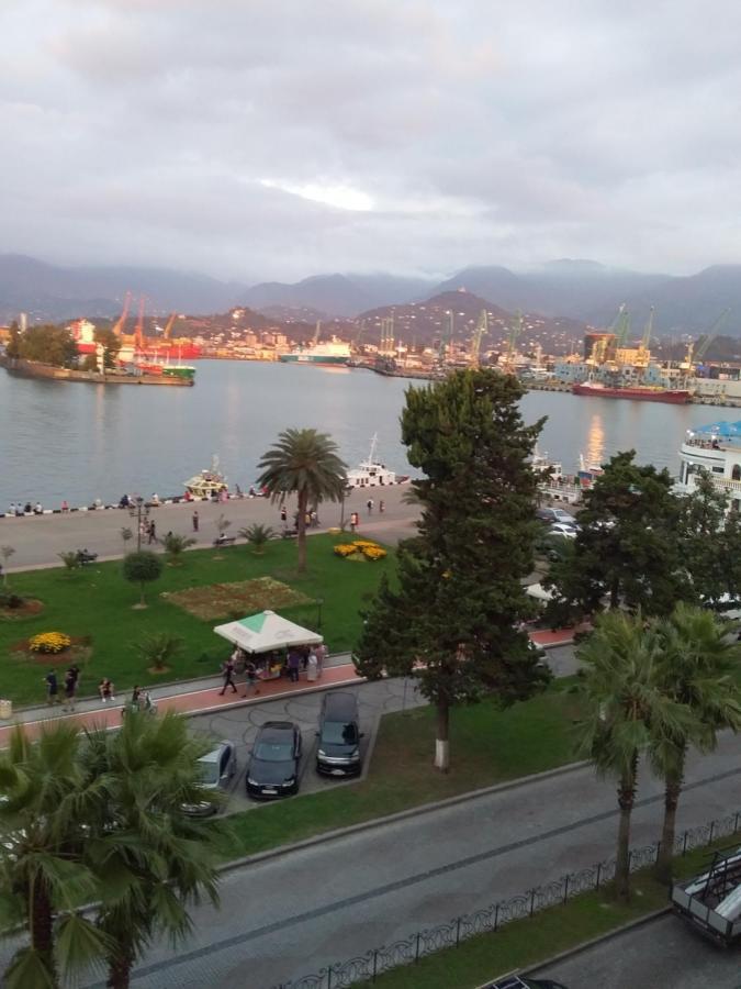 Apartment Melashvili 4 Batumi Exteriör bild